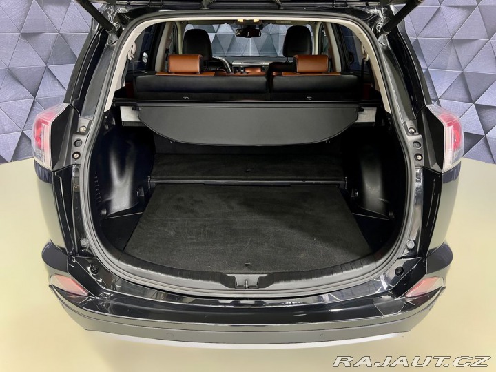 Toyota RAV4 2.5 Hybrid 4WD e-CVT EXEC 2017