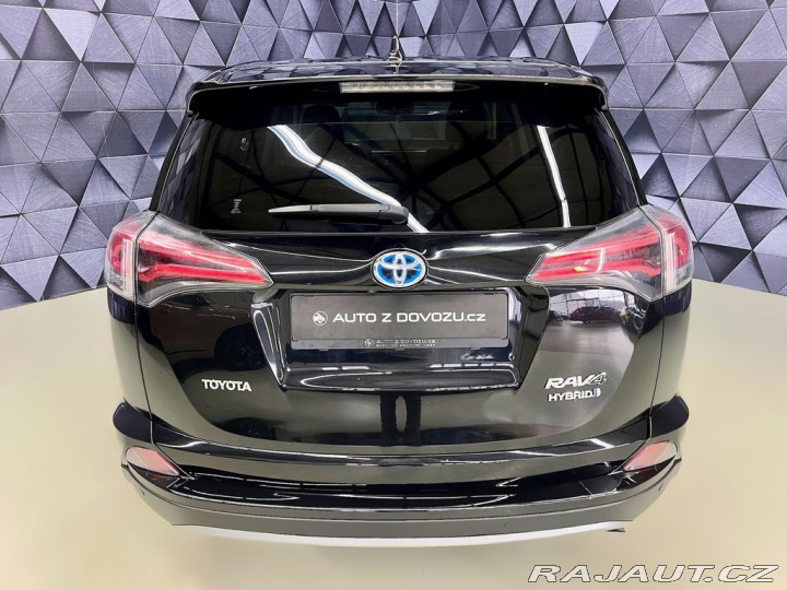 Toyota RAV4 2.5 Hybrid 4WD e-CVT EXEC 2017