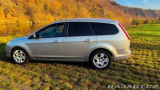 Ford Focus 1,6 16V, 74 kW NAV, KLI 2010