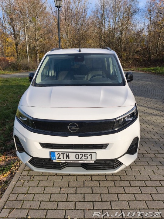 Opel Combo CDTI, 2024, 7 míst 2024