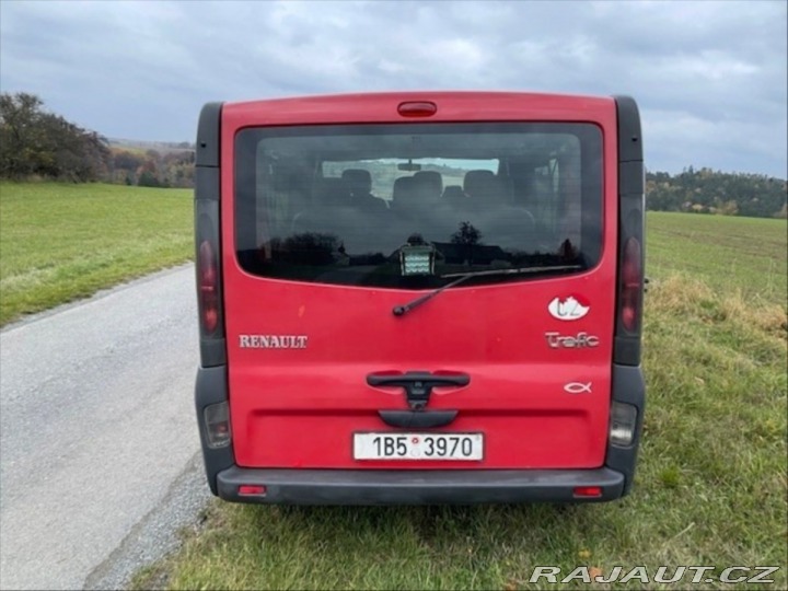 Renault Trafic 1,9 6 míst, rv 2003, 32 1800