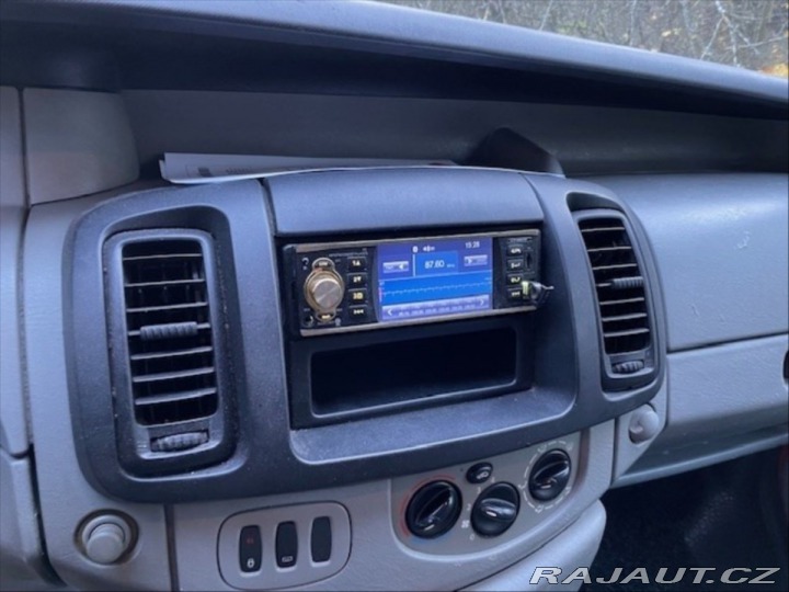 Renault Trafic 1,9 6 míst, rv 2003, 32 1800