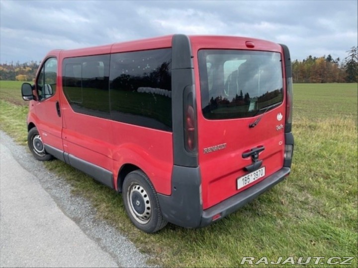 Renault Trafic 1,9 6 míst, rv 2003, 32 1800