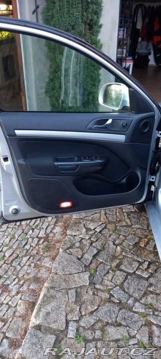 Škoda Octavia 1,6 4×4 TDI 2011