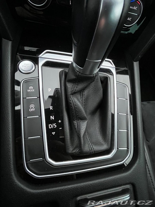 Volkswagen Passat 110kw dsg, najeto 289000 2018