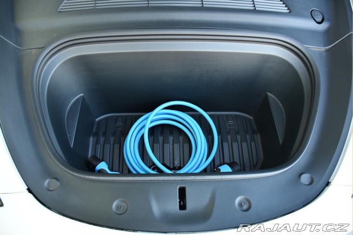 Tesla Model Y RWD PANO 35tis.KM 2023