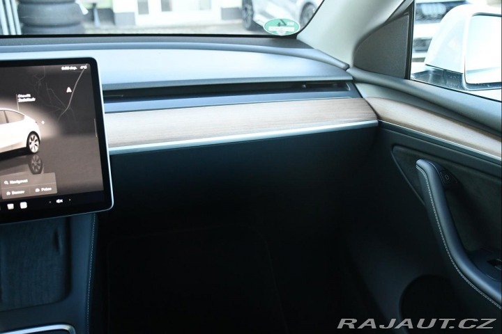 Tesla Model Y RWD PANO 35tis.KM REZERVA 2023