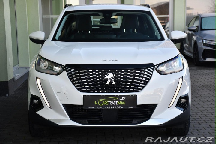 Peugeot 2008 1.2 PureTech 110 2xPNEU Č 2020