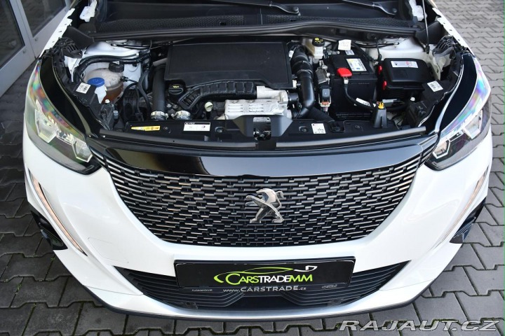 Peugeot 2008 1.2 PureTech 110 2xPNEU Č 2020