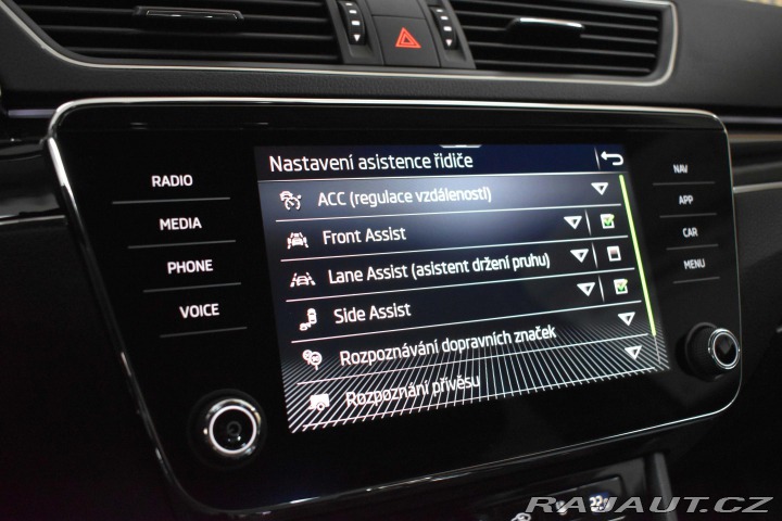 Škoda Superb 2.0 TDI L&K TAŽNÉ*DPH 2023