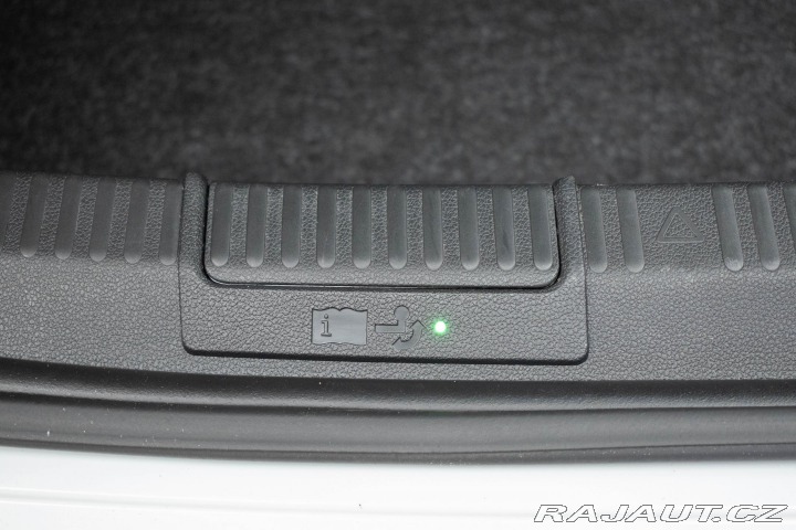 Škoda Superb 2.0 TDI L&K TAŽNÉ*DPH 2023