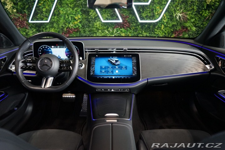 Mercedes-Benz E 220d*WAGON*CAMERA*TAŽ*AMG 2023