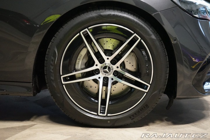 Mercedes-Benz E 220d*WAGON*CAMERA*TAŽ*AMG 2023