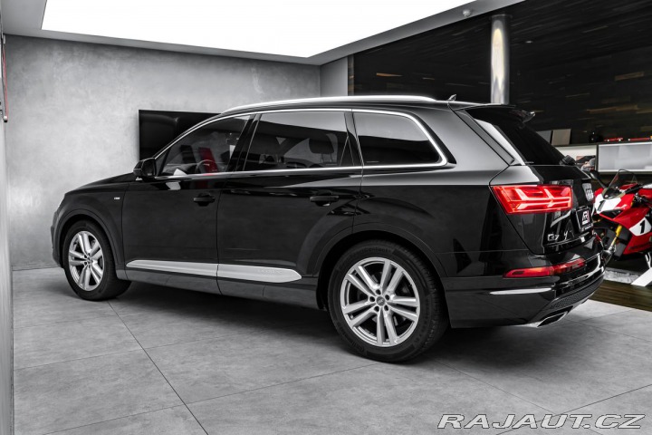 Audi Q7 2015