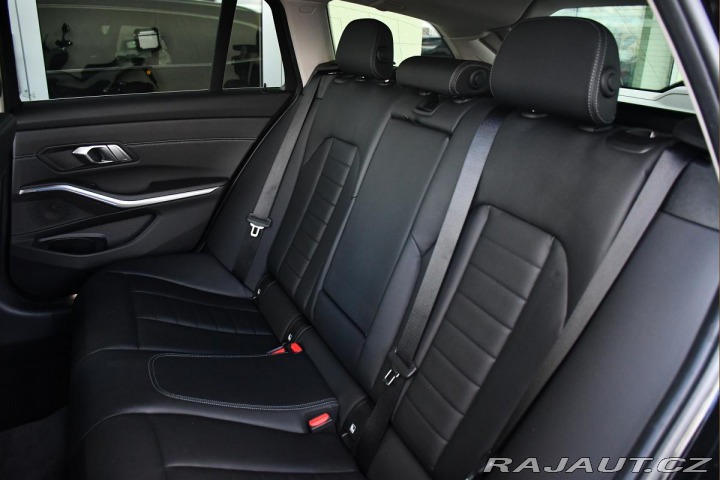 BMW 3 320d xDrive TAŽNÉ PANO 1M 2021