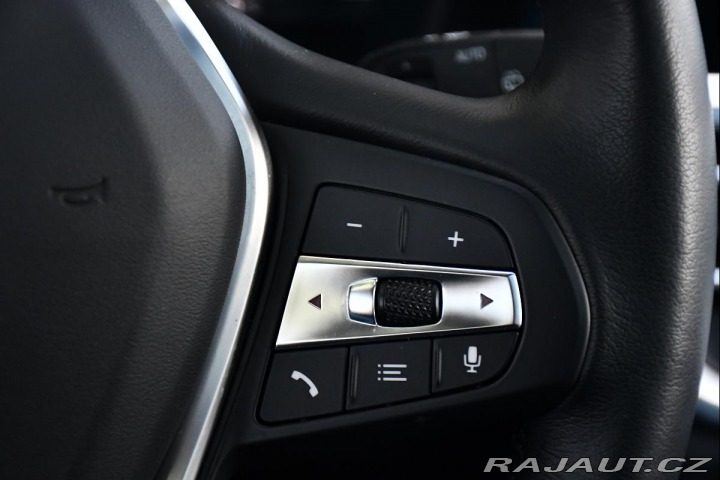 BMW 3 320d xDrive TAŽNÉ PANO 1M 2021