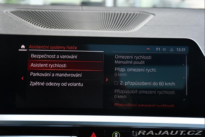 BMW 3 320d xDrive TAŽNÉ PANO 1M 2021