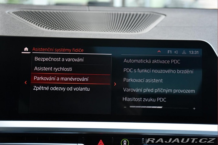 BMW 3 320d xDrive TAŽNÉ PANO 1M 2021