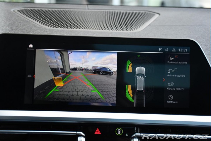 BMW 3 320d xDrive TAŽNÉ PANO 1M 2021