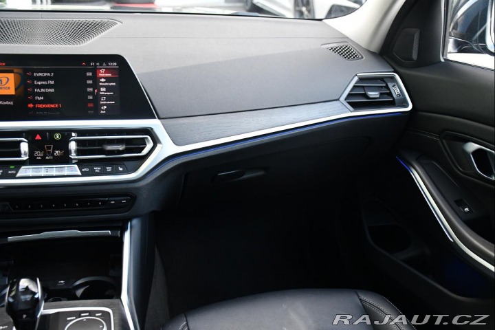 BMW 3 320d xDrive TAŽNÉ PANO 1M 2021