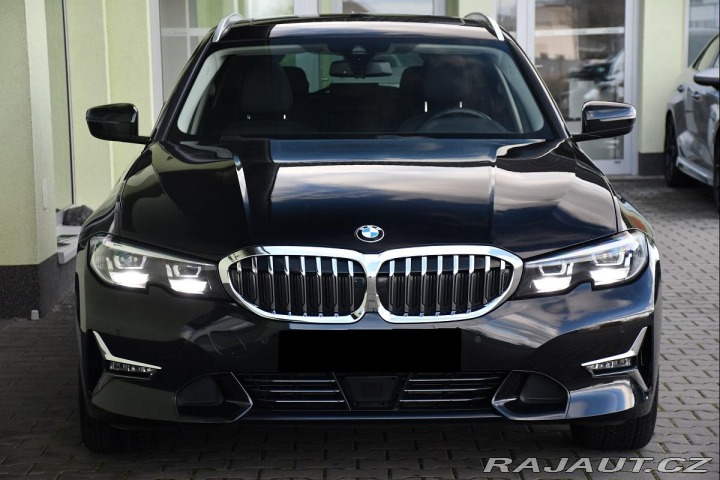 BMW 3 320d xDrive TAŽNÉ PANO 1M 2021