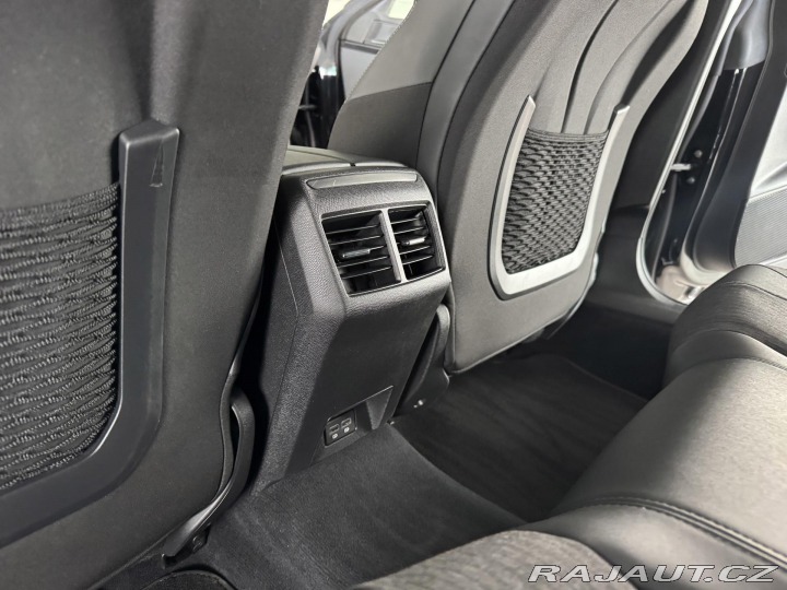 Peugeot 508 Hybrid 225*AT8*REZERVACE! 2022