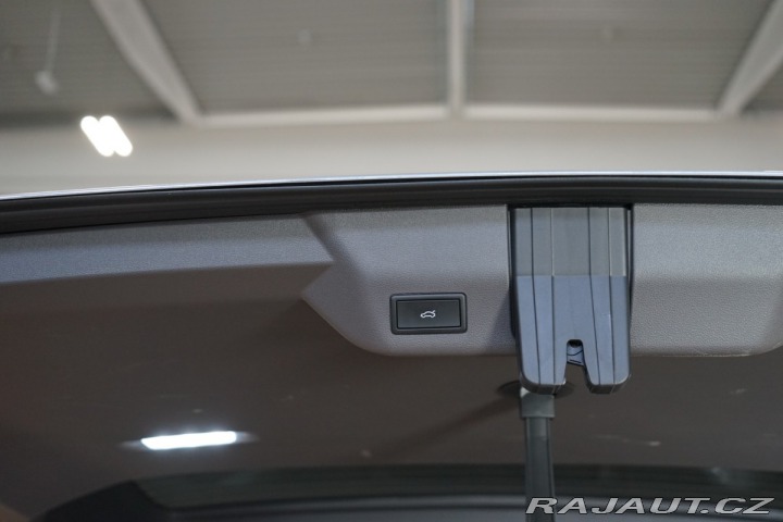 Volkswagen Multivan 2.0 TDI*LIFE*ACC*CAMERA*C 2025