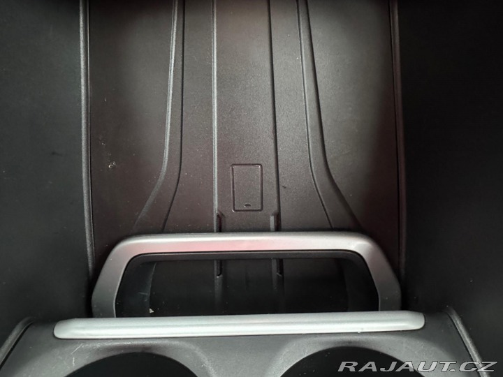 BMW 2 LED, ACC, Kamera,zimní AL 2024