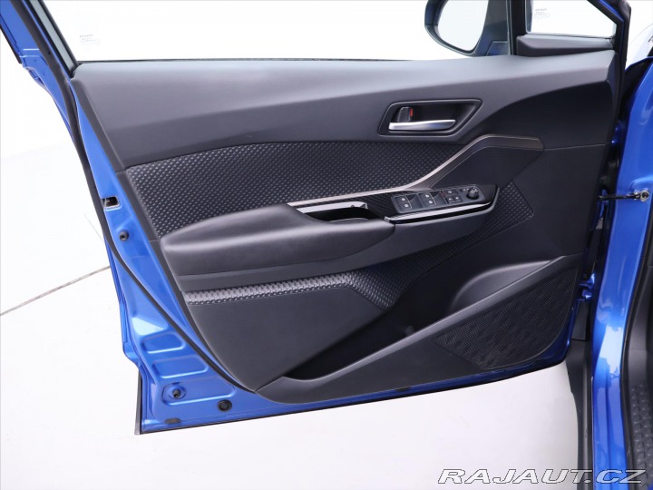 Toyota C-HR 1,8 Hybrid 72kW Selection 2018