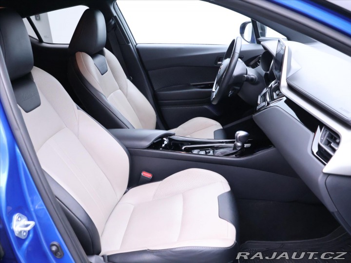 Toyota C-HR 1,8 Hybrid 72kW Selection 2018