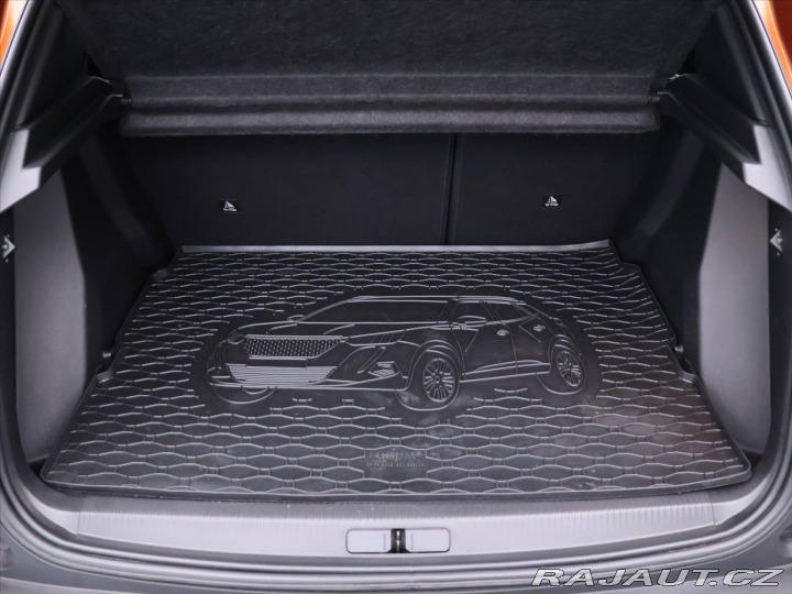 Peugeot 2008 1,2 PT 96kW Aut Allure CZ 2021