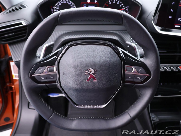 Peugeot 2008 1,2 PT 96kW Aut Allure CZ 2021