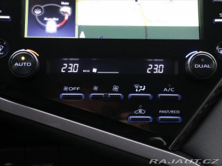 Toyota Camry 2,5 Hybrid 131kW Executiv 2020