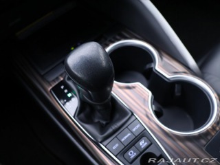 Toyota Camry 2,5 Hybrid 131kW Executiv 2020