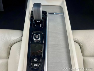 Volvo XC60 B5 AWD, KEYLESS, ACC 2022