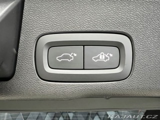 Volvo XC60 B5 AWD, KEYLESS, ACC 2022