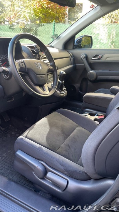 Honda CR-V 2,0 Comfort benzín 43 6 2012