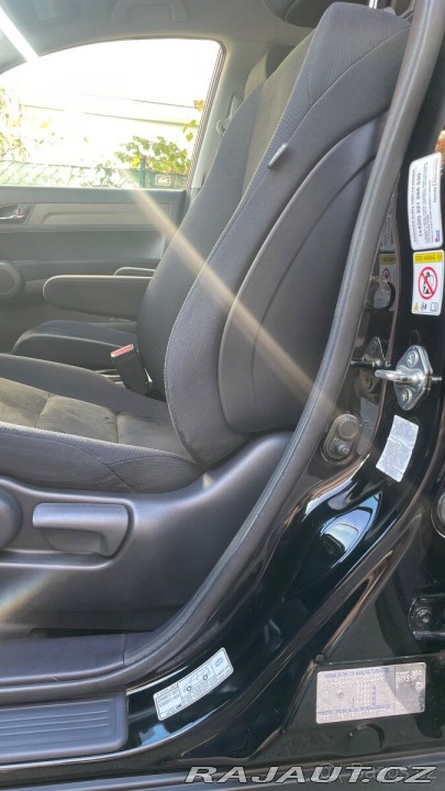 Honda CR-V 2,0 Comfort benzín 43 6 2012