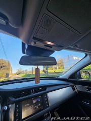 Jaguar XF 2,0 120 kW, výbava Pres 2017