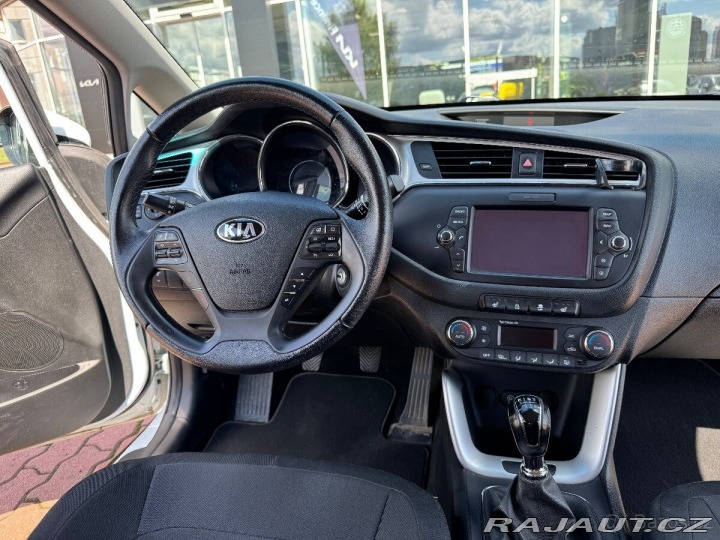 Kia Ceed 1,6 99kW, 1 majitel 1800