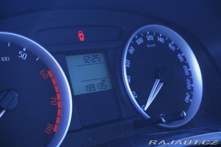 Škoda Roomster 1,4 MPI/63kw, Scout + P 2009