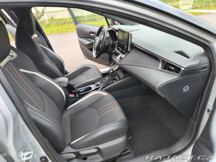 Toyota Corolla 2,0 GR SPORT Hybrid – 0 2021