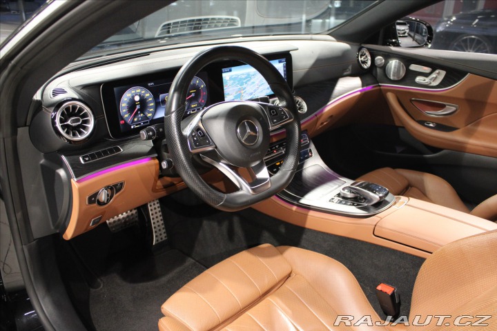 Mercedes-Benz E 400 4MATIC kupé AMG Line 2017