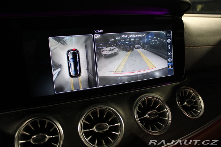 Mercedes-Benz E 400 4MATIC kupé AMG Line 2017