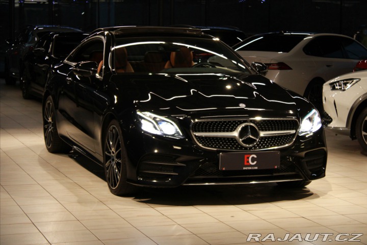 Mercedes-Benz E 400 4MATIC kupé AMG Line 2017