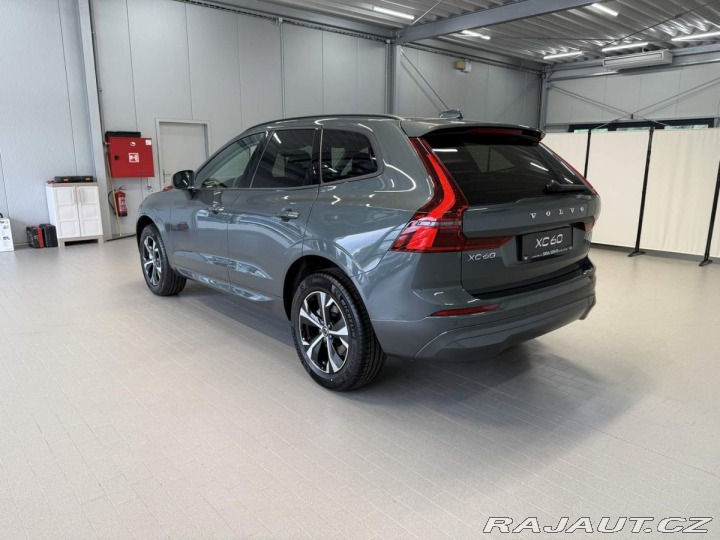 Volvo XC60 B5 2.0L 250+14 HPAT8 AWD 2026