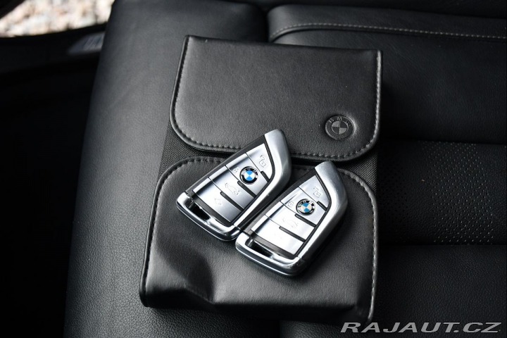 BMW X5 M50d REZERVACE 2019