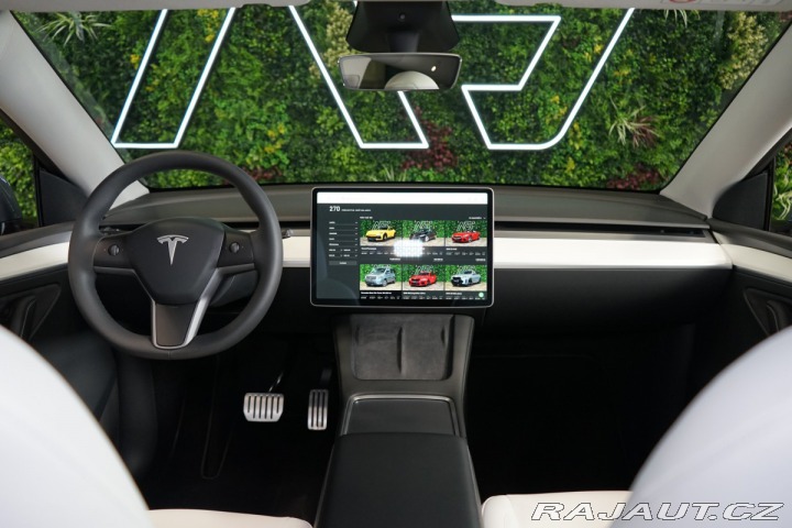 Tesla Model Y DUAL-MOTOR*PERFORMANCE* 2024