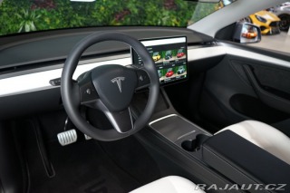 Tesla Model Y DUAL-MOTOR*PERFORMANCE* 2024