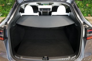 Tesla Model Y DUAL-MOTOR*PERFORMANCE* 2024